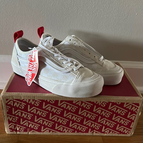Vans Leila Hurst White Trainers - Picture 2 of 10